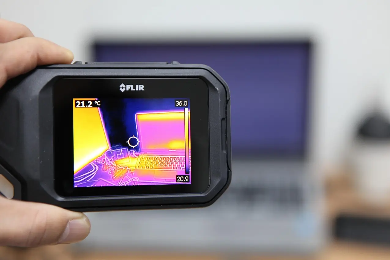 Comparing a thermal pattern with other evidence in San Diego